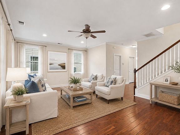 4th image of 5201 Celtic Dr