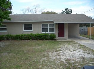 1185 Triangle Dr, Mount Dora, FL 32757