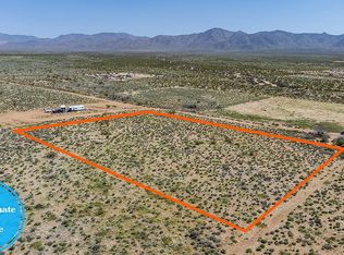 Adobe Rd, Golden valley, AZ 86413