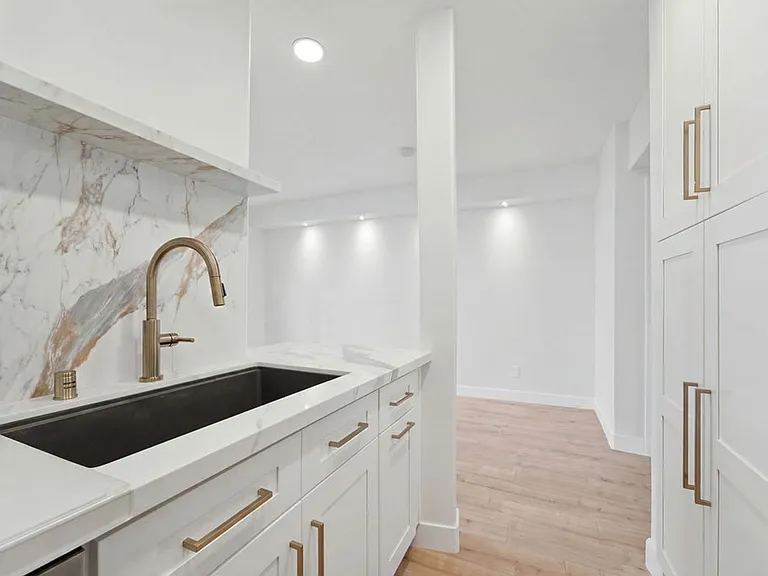 621 California Ave #2 — Photo 3