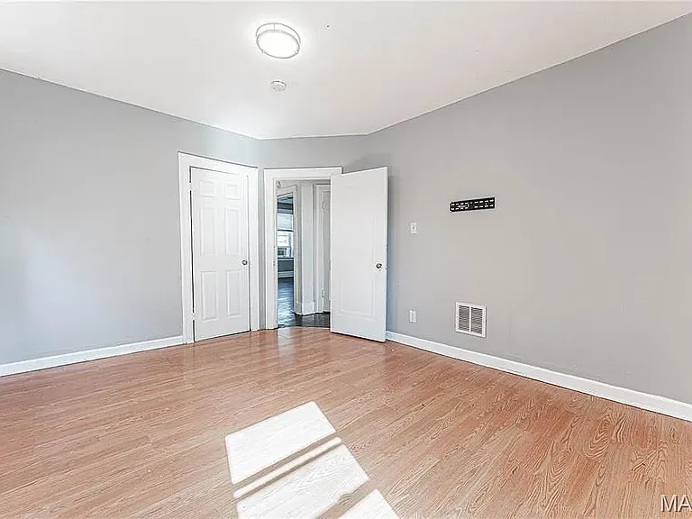 3540 Michigan Ave — Photo 20