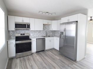 726 Mount Vernon Dr, Xenia, OH 45385