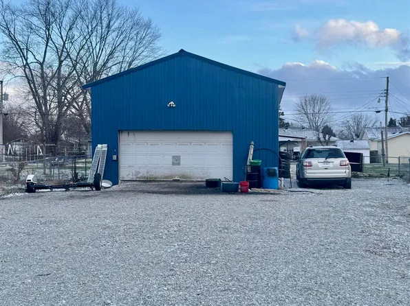 804 E North G St, Gas City, IN 46933