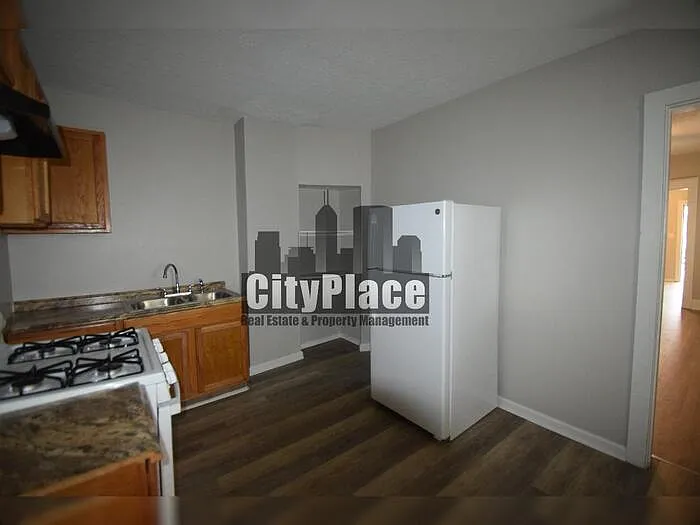 2862 Highland Pl — Photo 10