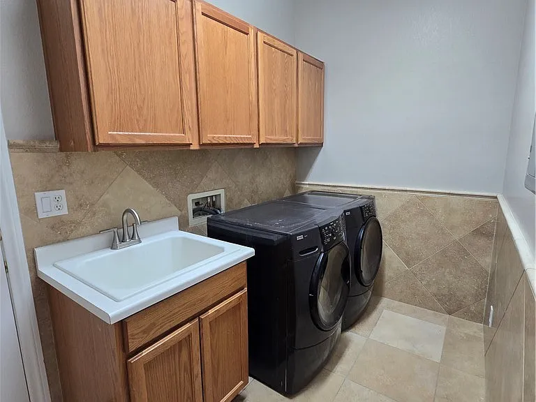 10887 Osceola Mills St — Photo 32