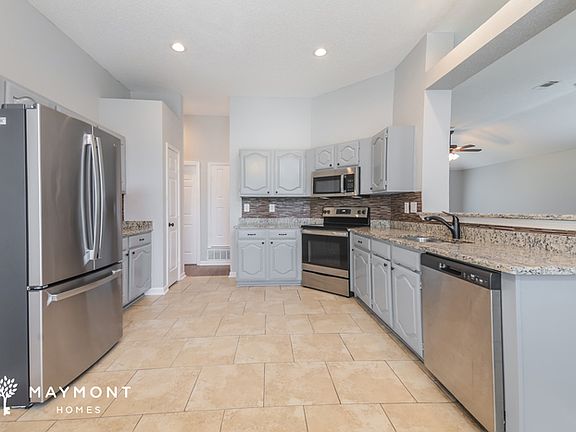 5th image of 2210 Westview Trl