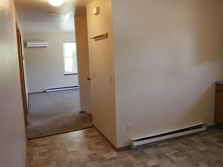 512 13th Ave — Photo 5