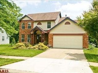 824 Kylewood Pl, Ballwin, MO 63021