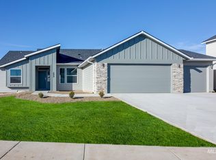 843 E 19 N, Mountain Home, ID 83647