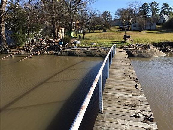 4th image of 224 Kenny Dr