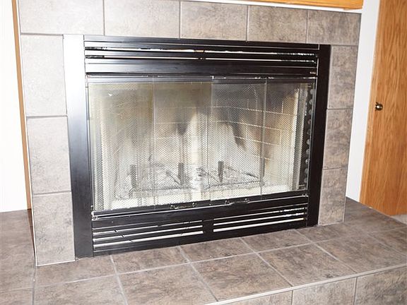 3rd image of 2147 Lincolnwood Dr