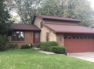 1743 Moundford Ct, Decatur, IL 62526