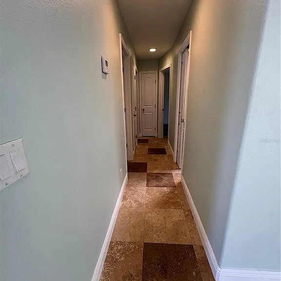 218 Lewis Blvd SE — Photo 2