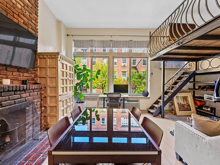10 Charles St #3-A — Photo 1