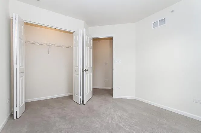 3 bed, 2.5 bath, 2000 sqft, $3,300 — Photo 3