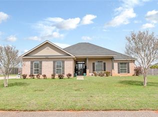 9050 Labrador Trl, Theodore, AL 36582