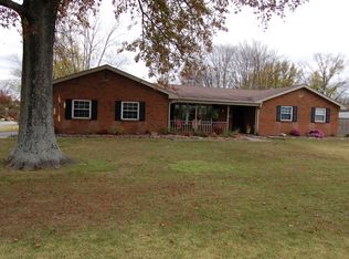 1820 Clifty Dr, Madison, IN 47250
