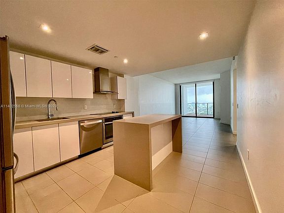 4th image of 1600 NE 1st Ave APT 2412