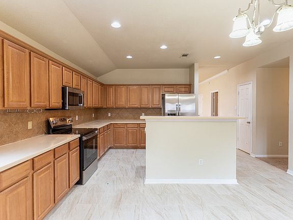 4th image of 5907 Drystone Ln