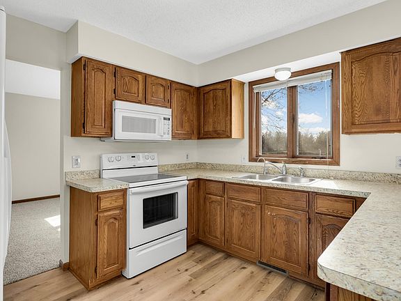 4th image of 14110 Dearborn Path