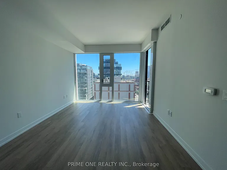 158 Front St E #1114 — Photo 9
