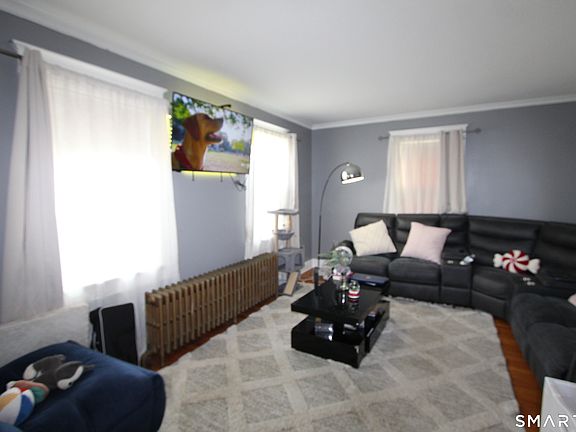 2nd image of 159 Roosevelt Street