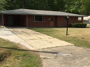 105 Miles St, Lumberton, MS 39455