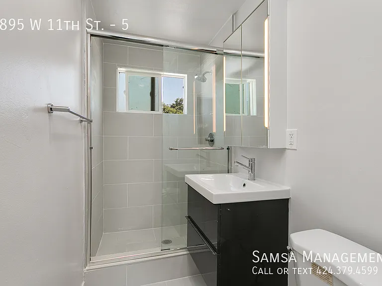 2895 W 11th St #5 — Photo 6