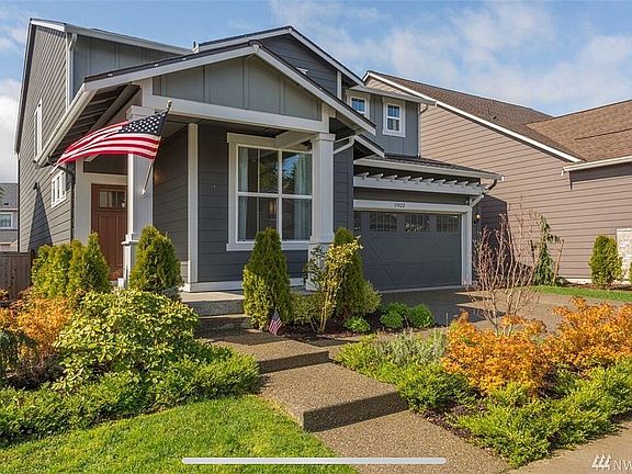 3rd image of 13822 Parkview Dr E