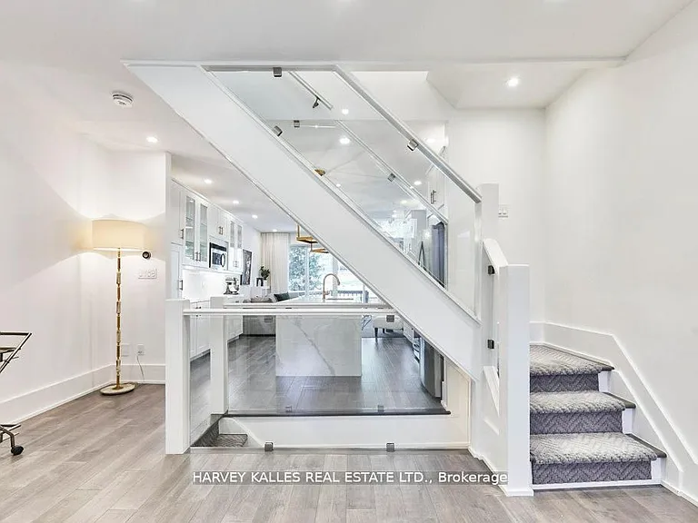 96 Balmoral Ave — Photo 4
