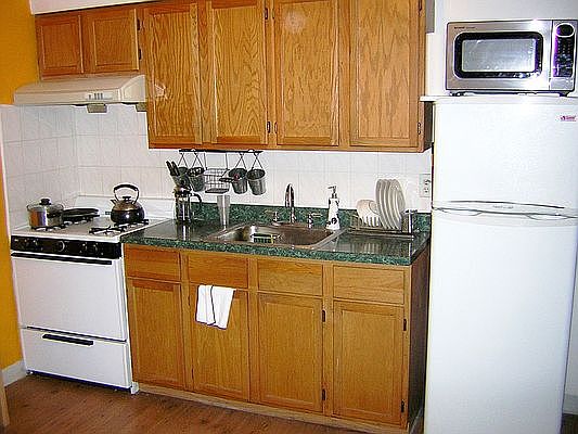 3rd image of 230 W 95th St APT 51