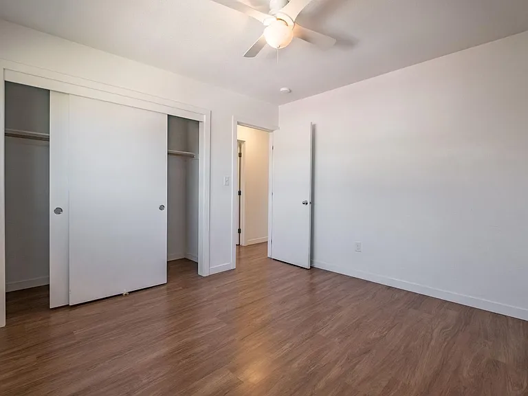 2757 Lakeside Dr — Photo 7