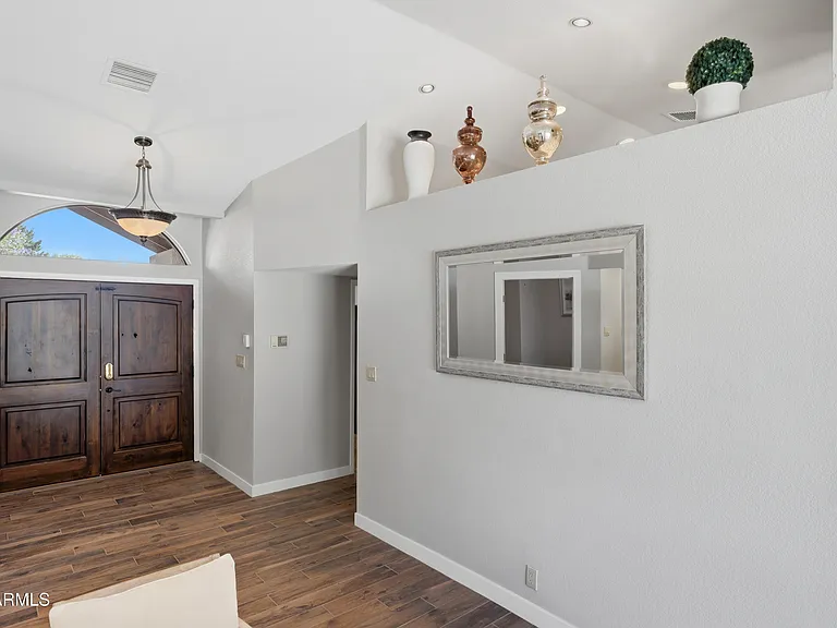 10432 W Avalon Dr — Photo 12