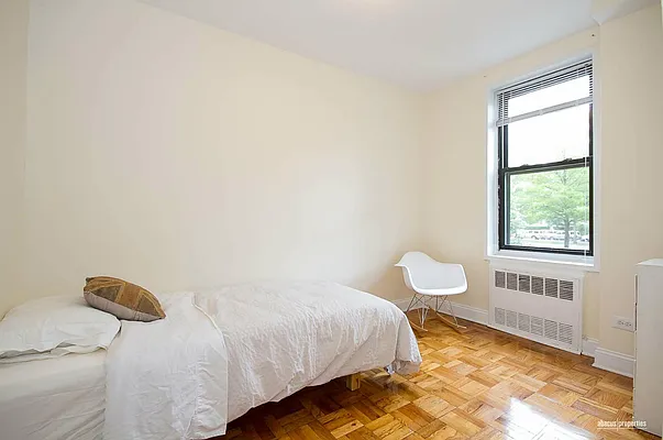 Sold by Abacus Properties | media 19