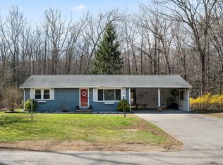 150 Stafford Rd, Holland, MA 01521