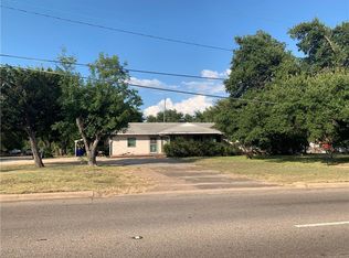 1200 S New Rd, Waco, TX 76711