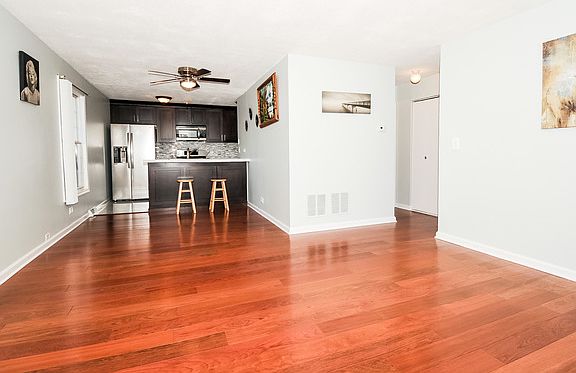 3rd image of 461 James Ct #44A