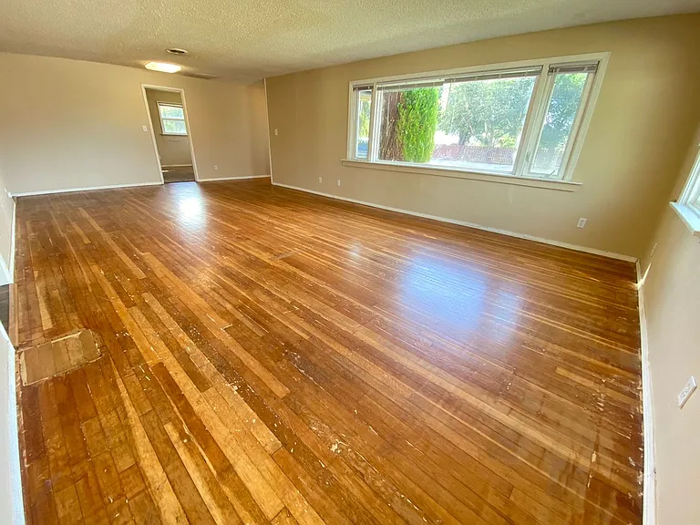 309 W Patrick Ave — Photo 7