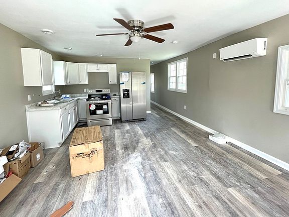 3rd image of 833 Madisonville St