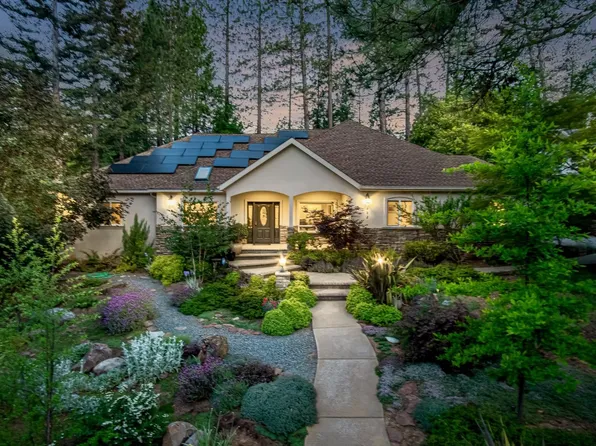 932 Freeman Ln, Grass Valley, CA 95949