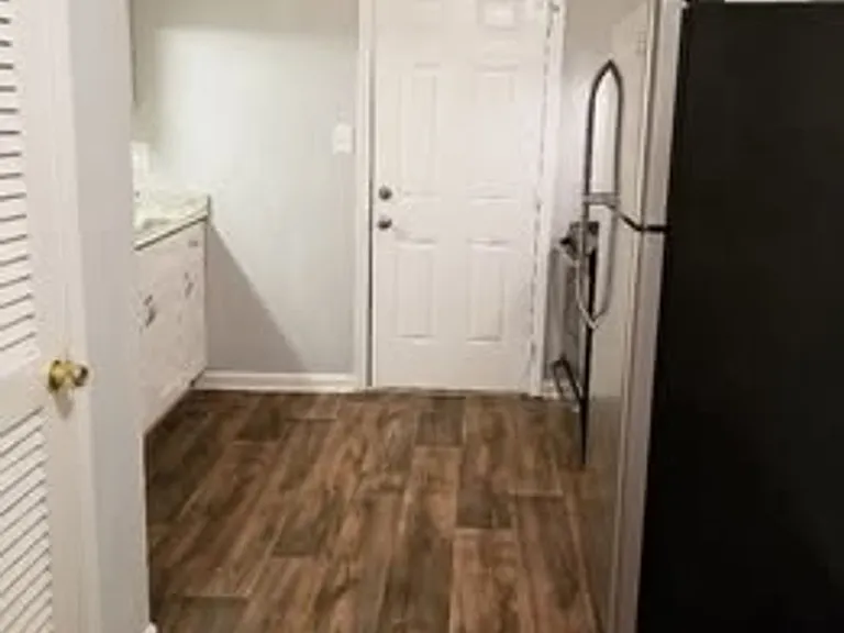 5912 Lone Oak Dr SW — Photo 5