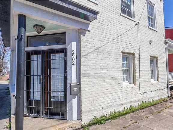 4th image of 2902 E Clay St