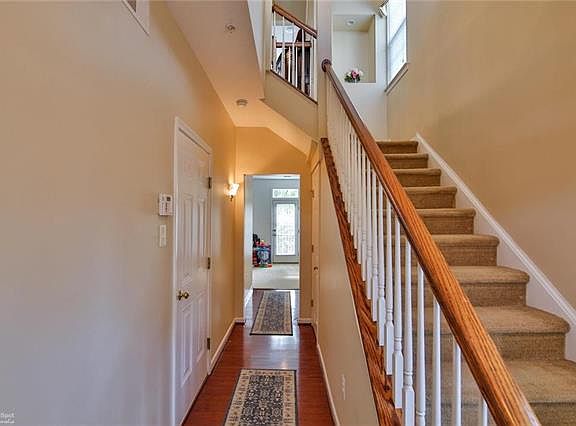 5th image of 1642 Oakridge Ln