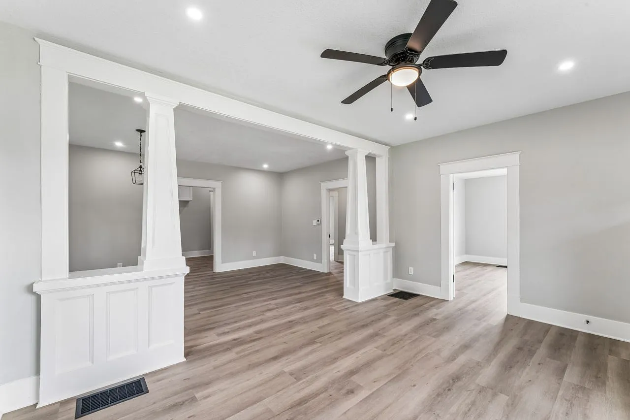 3 bed, 1452 sqft, $2,300 — Photo 3