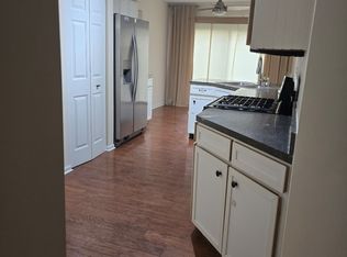 1239 Orleans Dr, Mundelein, IL 60060