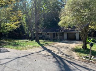 4163 Walnut Cir, Flowery Branch, GA 30542