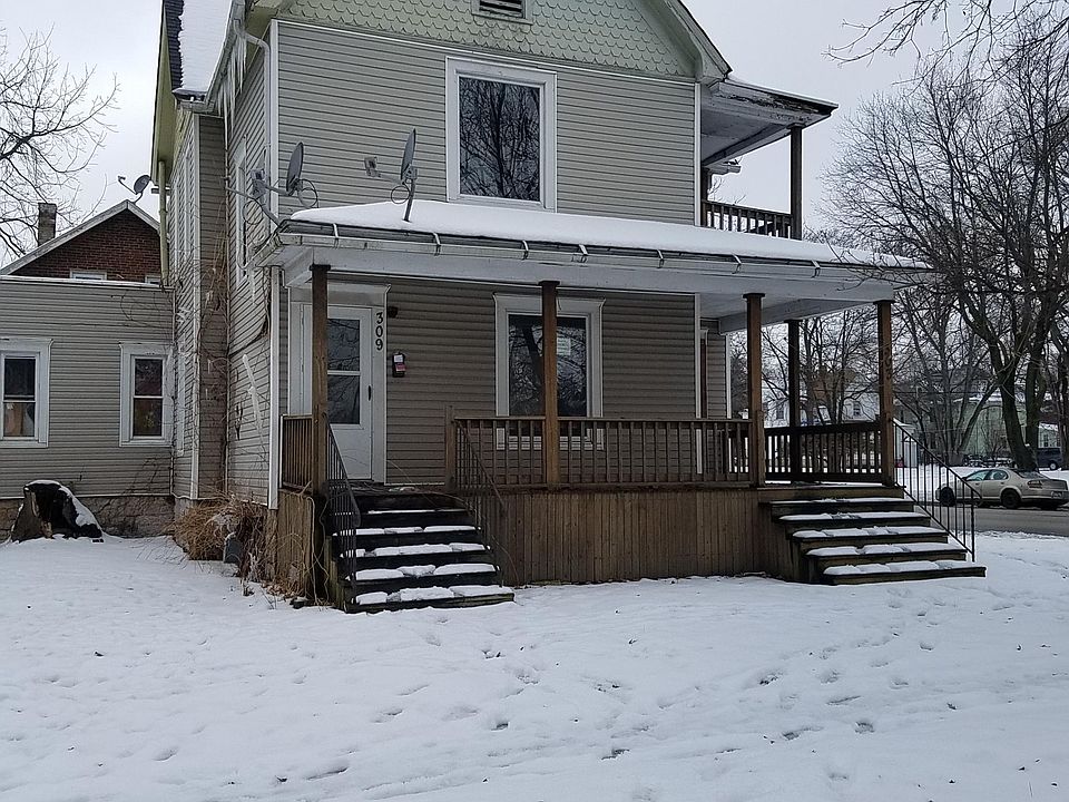 1st image of 303 S Rosewood Ave