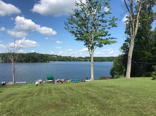 16 Hepplewhite Dr, Jermyn, PA 18433