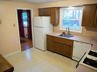 11 Baymon Dr, Rochester, NY 14624