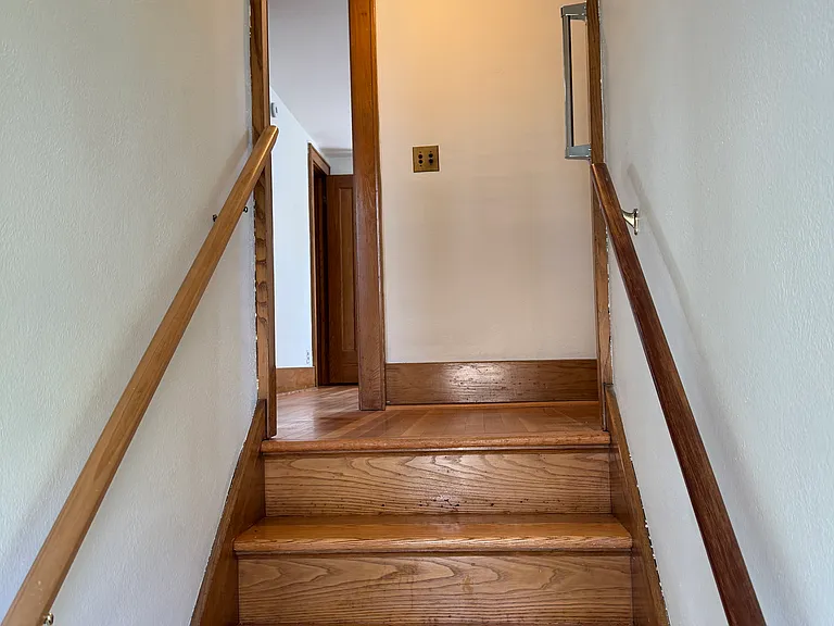 83 Navarre Rd — Photo 24